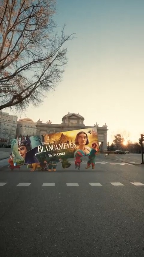 ¡Ay Hoooooooooo! ⛏️ Han llegado a España… 👀 #Blancanieves de Disney, ¡YA EN CINES! 🎬 🍎