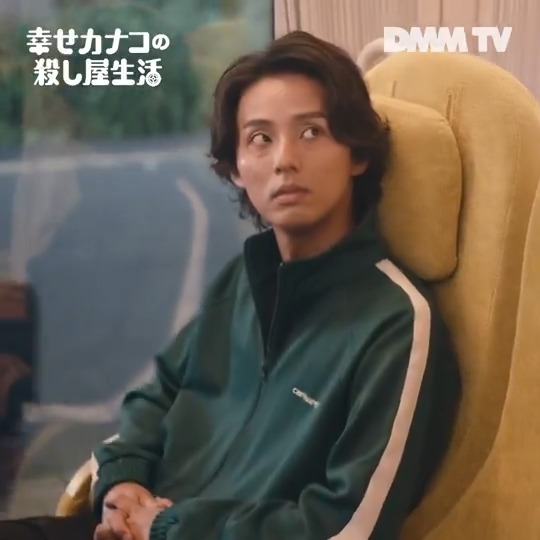 実家に向かうため、新幹線に乗ったら… #カナコロ #幸せカナコの殺し屋生活
