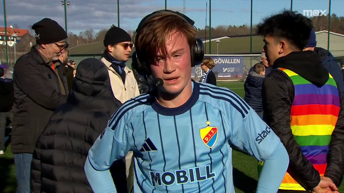 "Sånt jävla tempo alltså" 😅 14-årige Alexander Andersson efter A-lagsdebuten i Djurgården. 📲 Se höjdpunkter från matchen på Max.