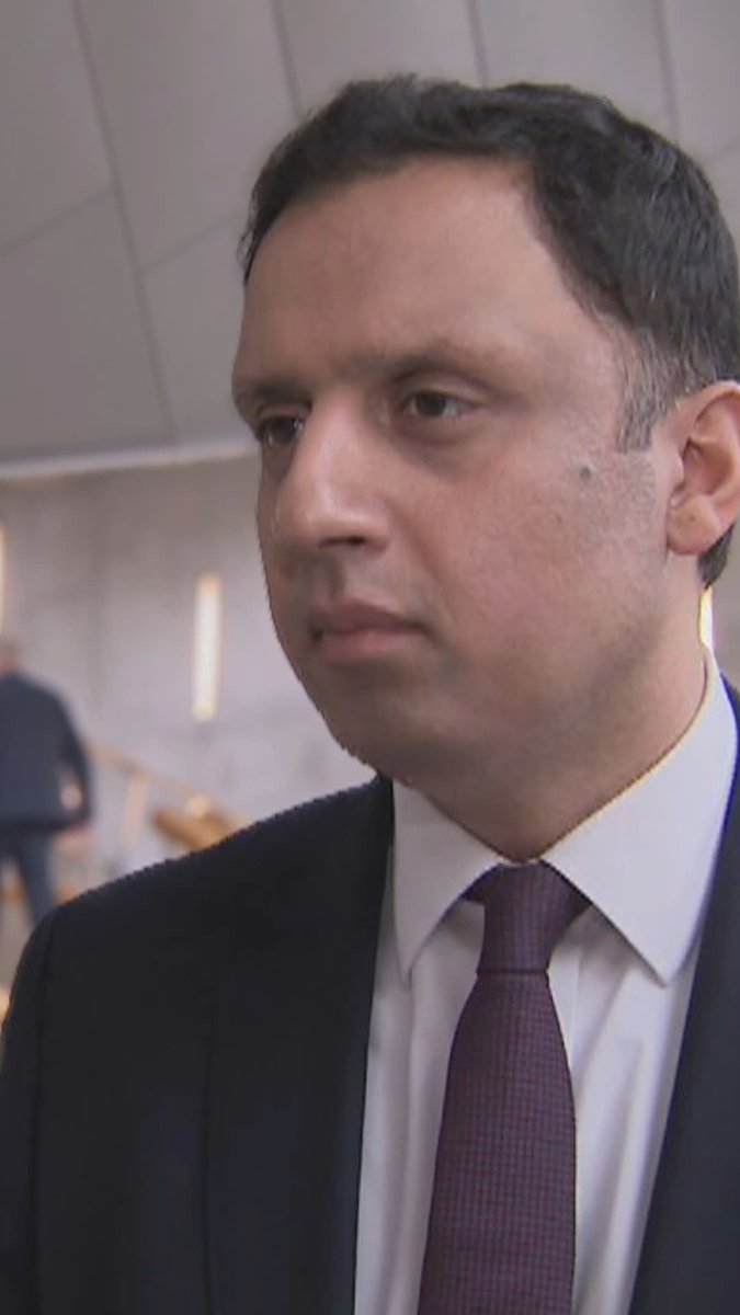 Anas Sarwar 'doesn't need to comment' on resignations over welfare cuts.