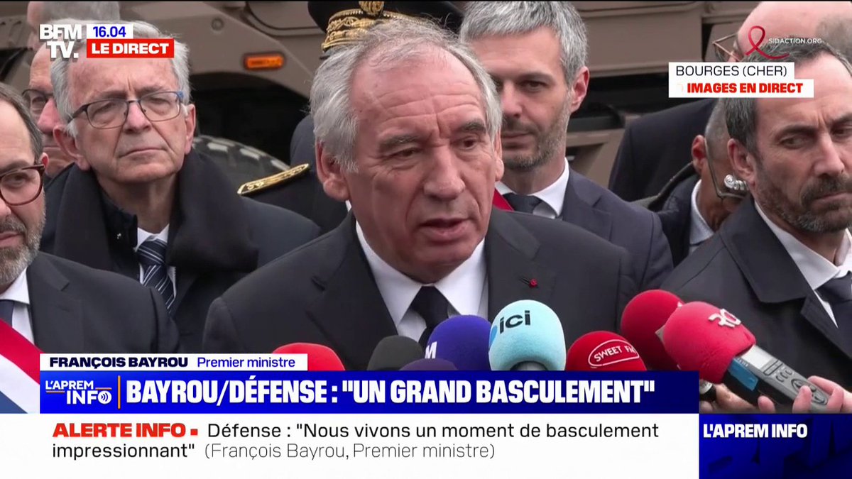 François Bayrou sur l'agenda politique des prochains mois: "On va affronter tous les problèmes qui sont des problèmes cruciaux pour le pays"