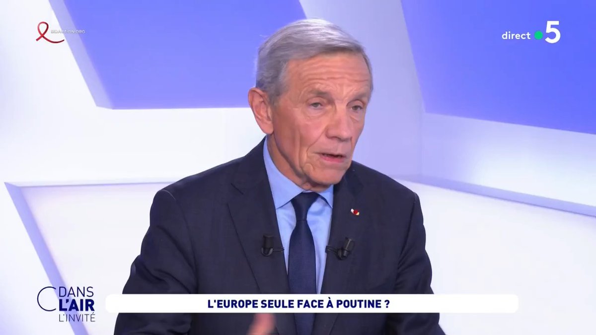 Sans les Américains dans l'#Otan, "il faudrait faire différemment. On n'est pas nu, mais on n'a pas la masse, et il nous manque les capacités de transport stratégique lourd, aérien, les capacités de défense anti-missile […] et le renseignement." Le général Jean-Paul Paloméros