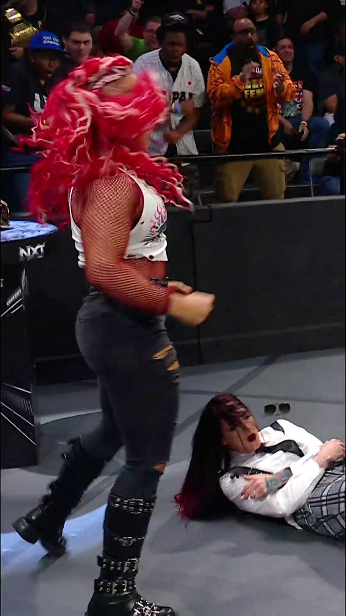 .Alba Fyre 🏴󠁧󠁢󠁳󠁣󠁴󠁿🔥 was NOT ready for that 😳 ZARIA #WWENXT