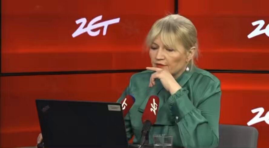 Paulina Hennig - Kloska. „Zespół z 40 osób zwiększył się do 60, a więc o 1/3” 4 klasa szkoły podstawowej 🤷‍♂️