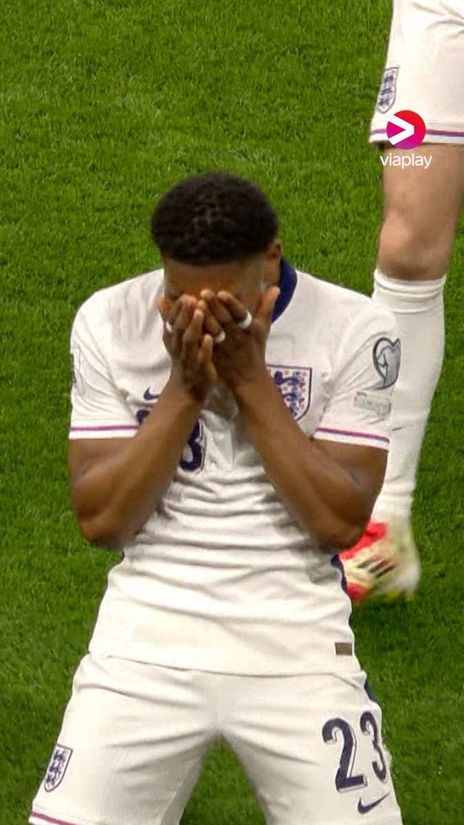 Drömdebut för Myles Lewis-Skelly🌟 18-åringen ger England ledningen mot Albanien på Wembley ⚽️⚪️