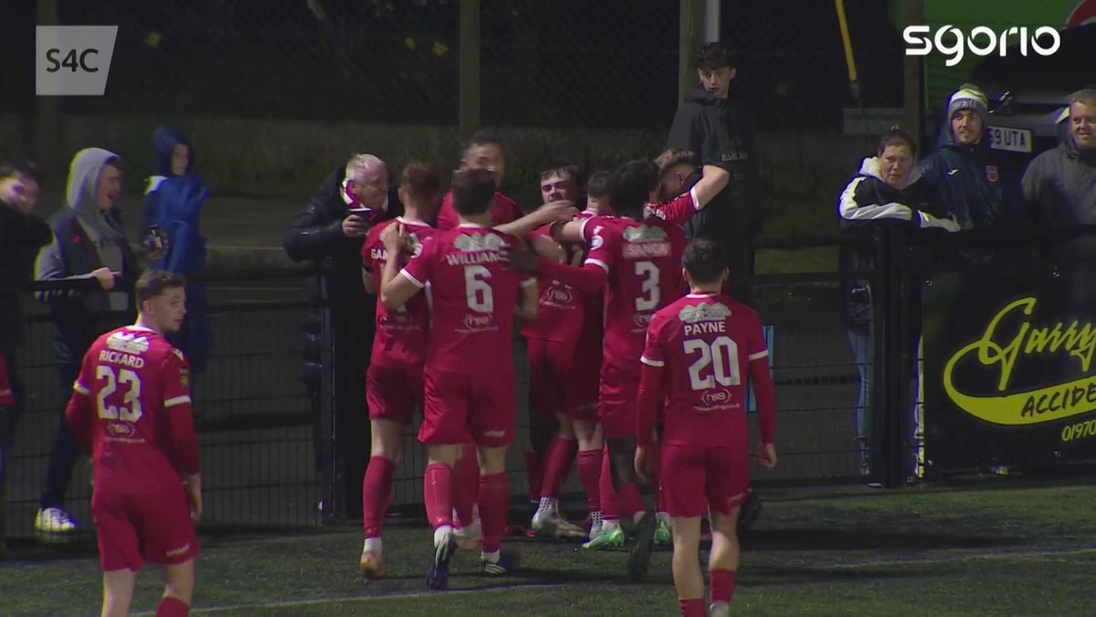 A HUGE goal for BFL AFC! 😍 But one that sends CPD Tref Aberystwyth Town FC down 😫 #JDCymruPremier
