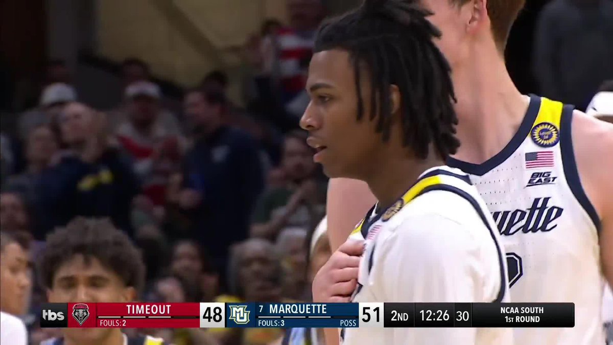 Zaide Lowery finishes strong at the rim! 😤😤 Marquette Basketball