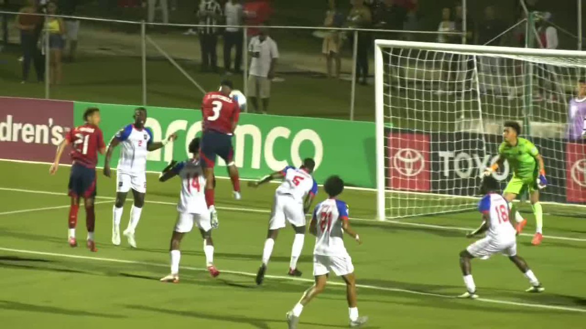 ✈️AEROLINEAS JEYLAND MITCHELL🔥🇨🇷 ENORME CABEZAZO Y QUE POTENCIA PARA EL 4-0. ▶️ Toda la 🏆#CopaOro en #DisneyPlus