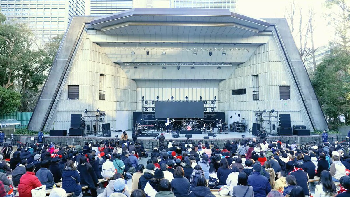 📢 本 日 20 時 📢 💻配信ライヴ開催 🔴17周年記念公演・アーバンギャルドの昭和百年"野音戦争" 日比谷野音 高画質高音質編集にてディレイ配信！ 🎁先着特典残りわずか：先行予約で秘蔵動画特典オープニングムービープレゼント！ 配信後二週間はアーカイブ視聴可能。 🎫