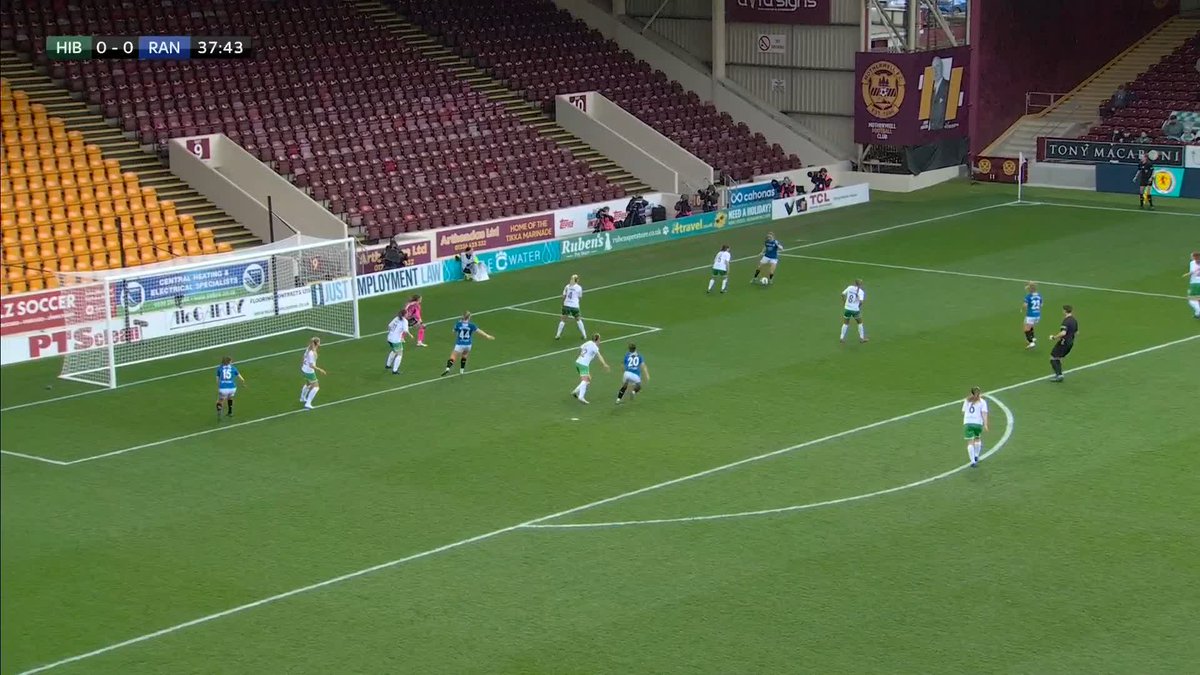 🔵 Katie Wilkinson fires Rangers ahead against Hibs! Her 39TH GOAL this season 🔥
