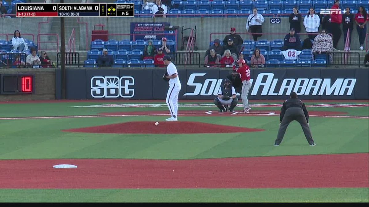 GET ON THE BOARD FIRST The impact of scoring first isn’t talked about enough. ✅Immediate momentum shift ✅Deflates opposing dugout and crowd ✅Reduces stress on your pitcher and defense ✅Increases stress on opposing hitters and coaches #BuntLife
