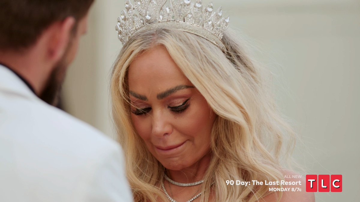 A second chance at love… or one final goodbye? The couples make their fateful decisions at the recommitment ceremony. Watch it all go down on the #TheLastResort season finale, MONDAY at 8/7c! #90DayFiance