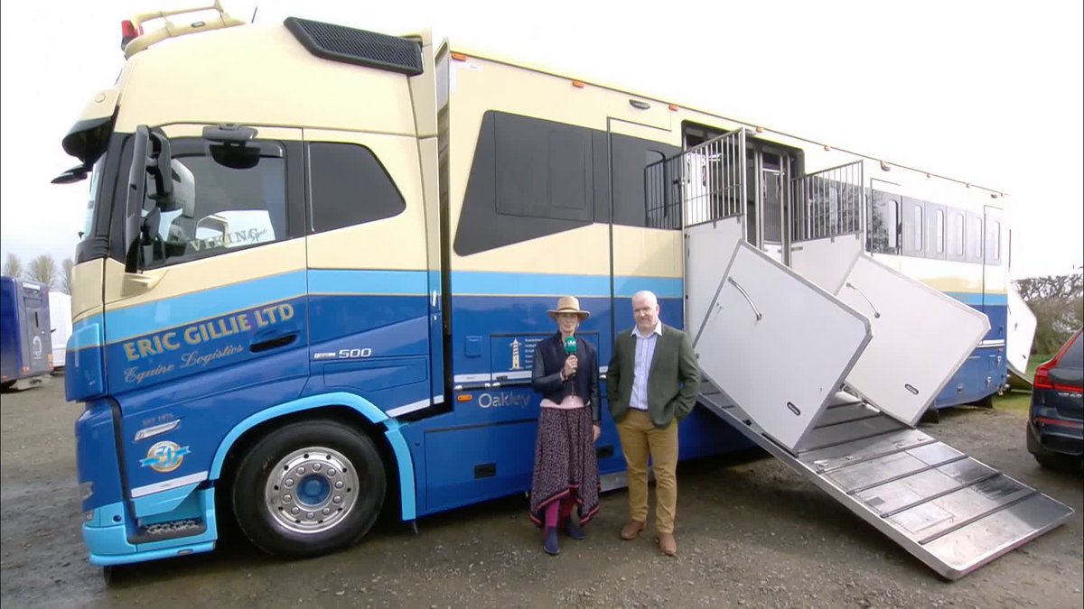 Ever wanted to know how horses travel? 🚛 Natalie Green spoke to Michael Gillie of Gillie Horse Transport to find out more.. 🐎 #ITVRacing | Natalie Jane Green Racing