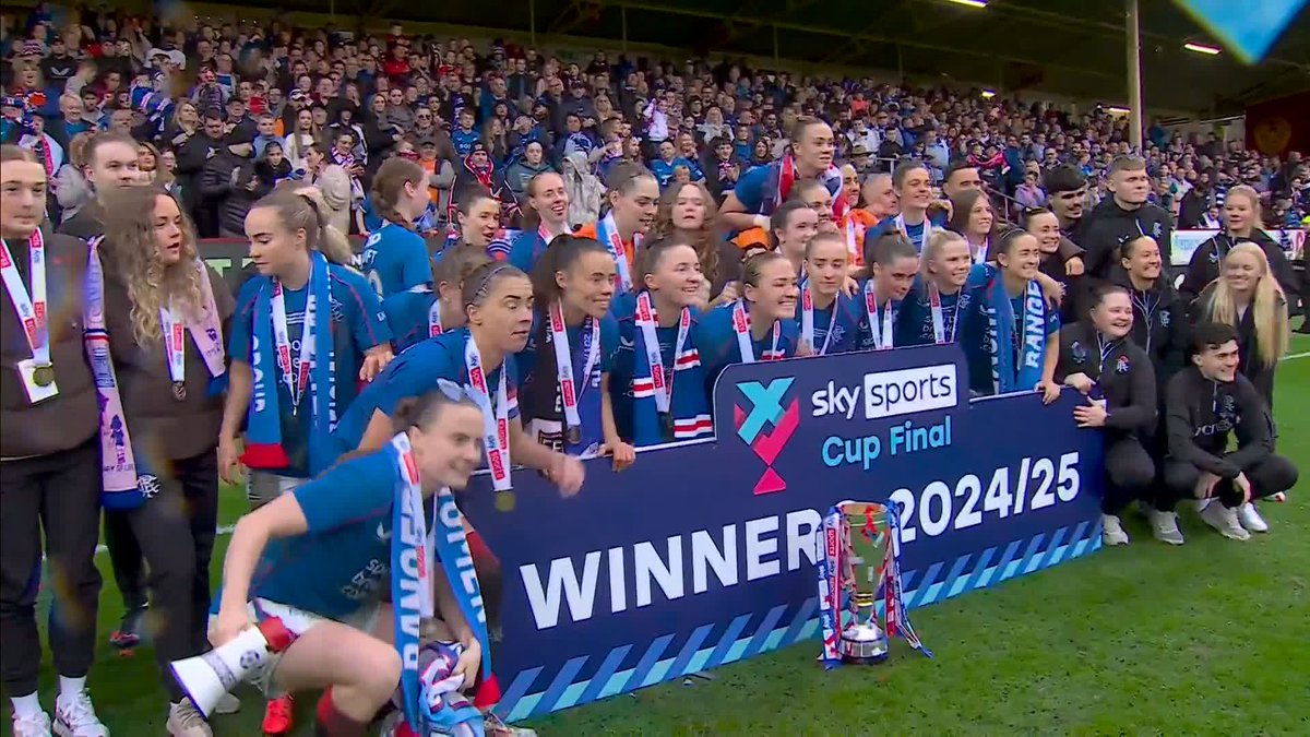 🤩 “You never take it for granted” 🏆 Retaining the cup 🔥 SWPL title race Hear from Rangers Head Coach Jo Potter after their cup triumph ⬇️