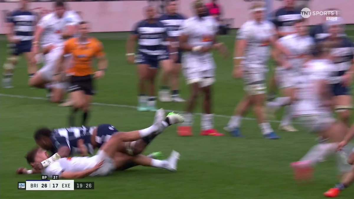 My goodness! 💪 A MONSTER hit from Bill Mata 😧 #GallagherPrem | #BRIvEXE