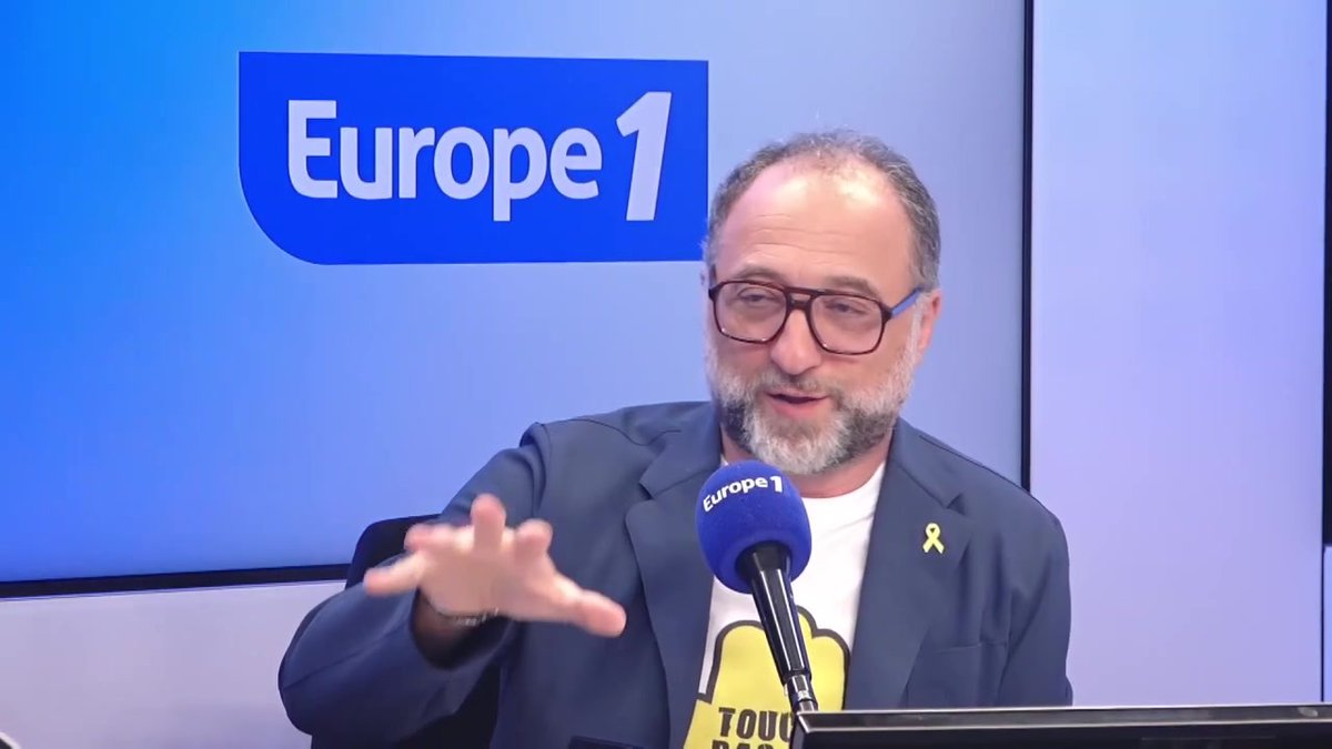 « On sait très bien que l'antisionisme est devenu la fausse barbe de l’antisémitisme, parce qu’il n’y a pas encore de loi spécifique sur comment punir l’antisionisme », dit Frank Tapiro, conseiller en communication, dans #Europe1SoirWE Pascale de La Tour #Europe1 #manifestation22mars
