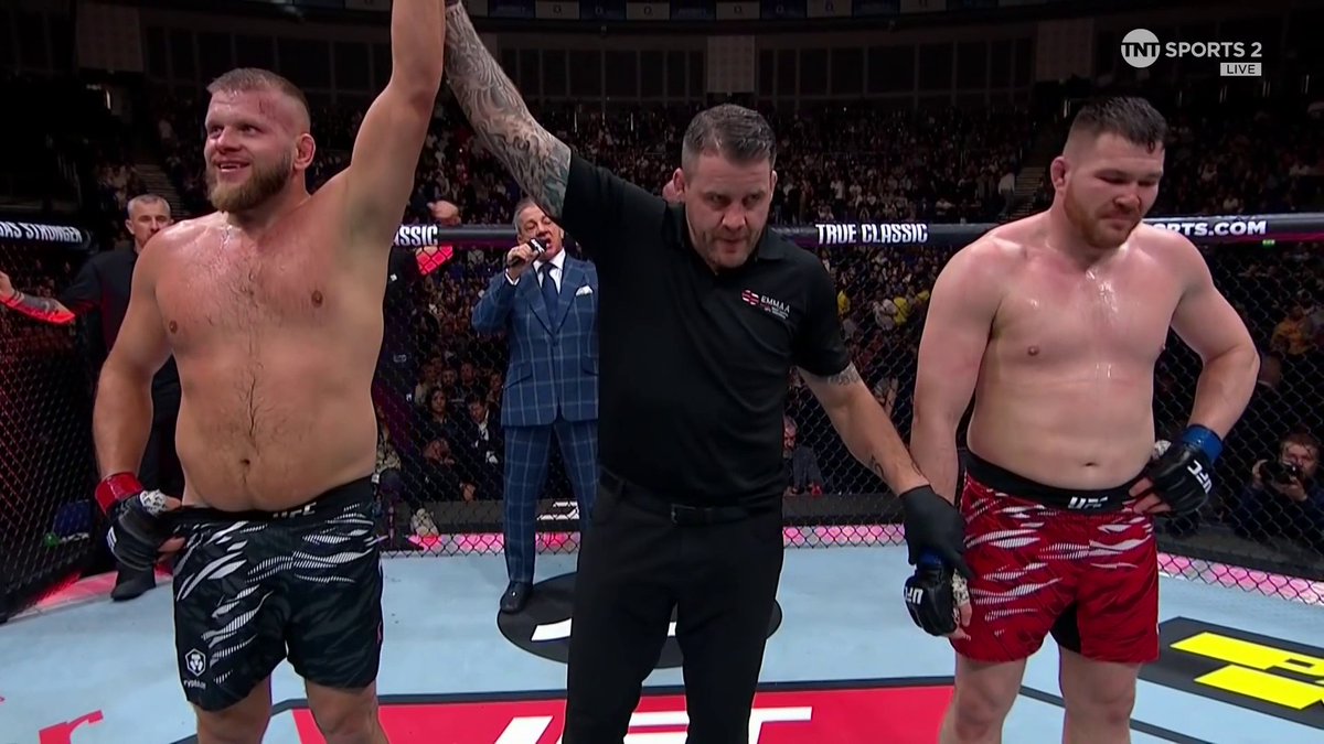 Marcin Tybura prevails in the heavyweight showdown 👏 Marcin Tybura takes the 0 of Mick Parkin! #UFCLondon 📺 TNT Sports & discovery+ UK