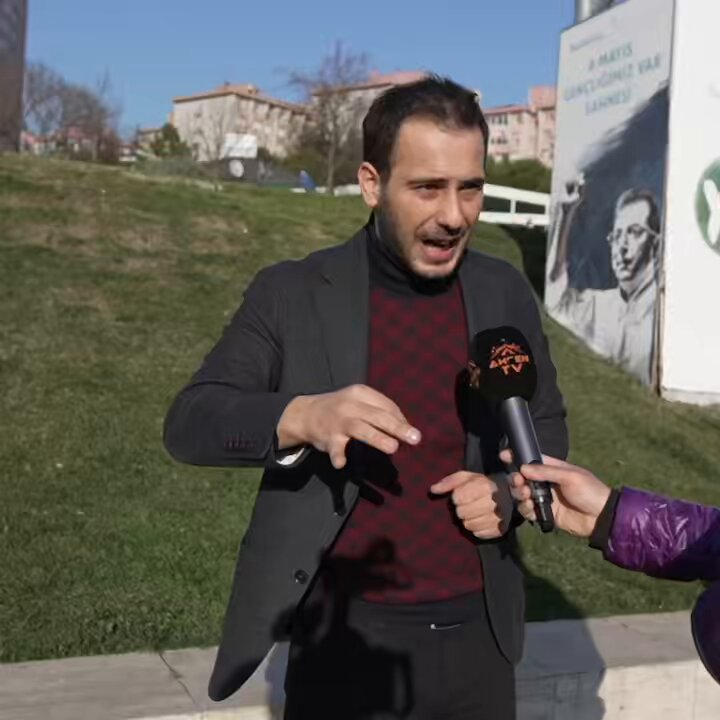 Ali Mahir! Sen Humeyni’yi kendine Atatürk bellemiş birisin. Derdin Ekrem değil, Esed’in düşüşüne kıvranıyorsun.
