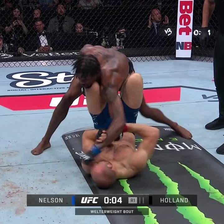 A CLOSE call to finish the first round 😳 #UFCLondon
