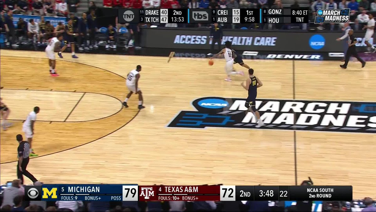 TRE DONALDSON WHAT A MOVE 🤯 Michigan has swung ALL the momentum their way 👀 #MarchMadness Michigan Men's Basketball