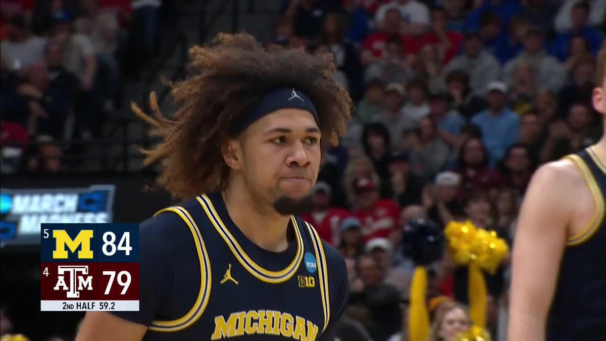 Tre Donaldson HOW⁉️ Michigan extends their lead with 1 minute left