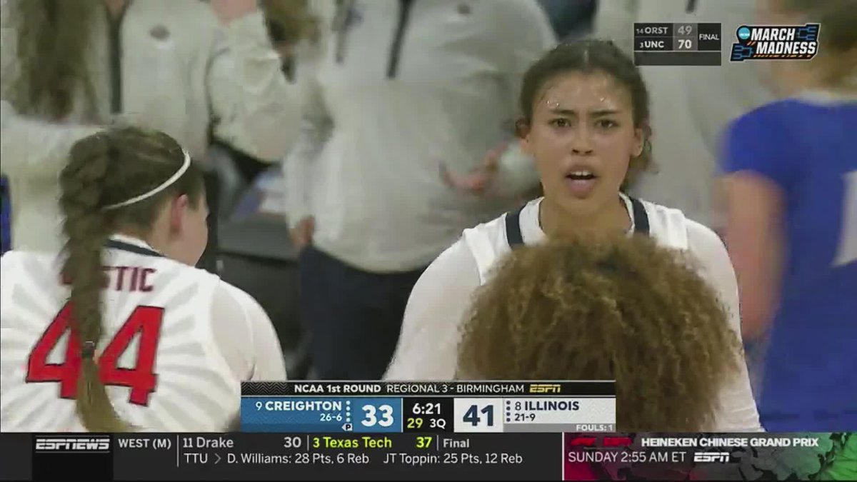 Ice in her veins 🥶 #MarchMadness x 🎥 ESPNNews / Illinois Women's Basketball