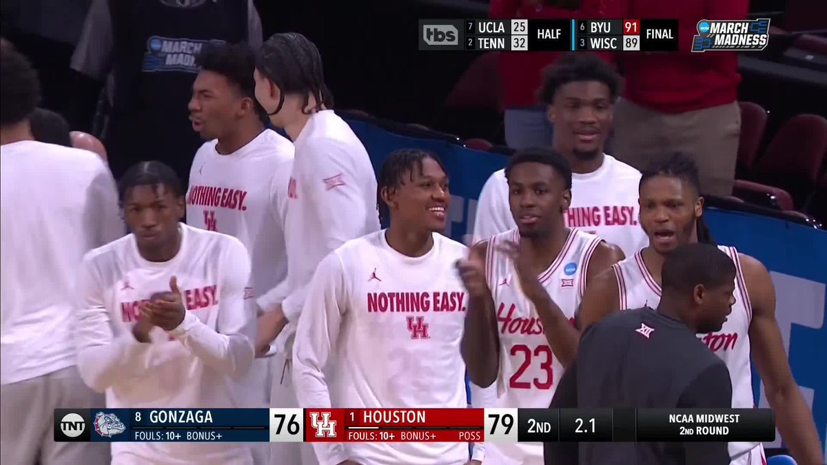 HOUSTON'S DEFENSE COMES UP CLUTCH AGAINST GONZAGA'S LATE COMEBACK 🔒