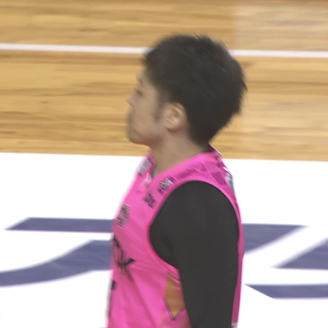 クレイジーピンクの心をたぎらせる❤️🔥 秋田#5 田口の4連続スリー! 田口成浩 【公式】秋田ノーザンハピネッツ #Bリーグ #りそなグループ