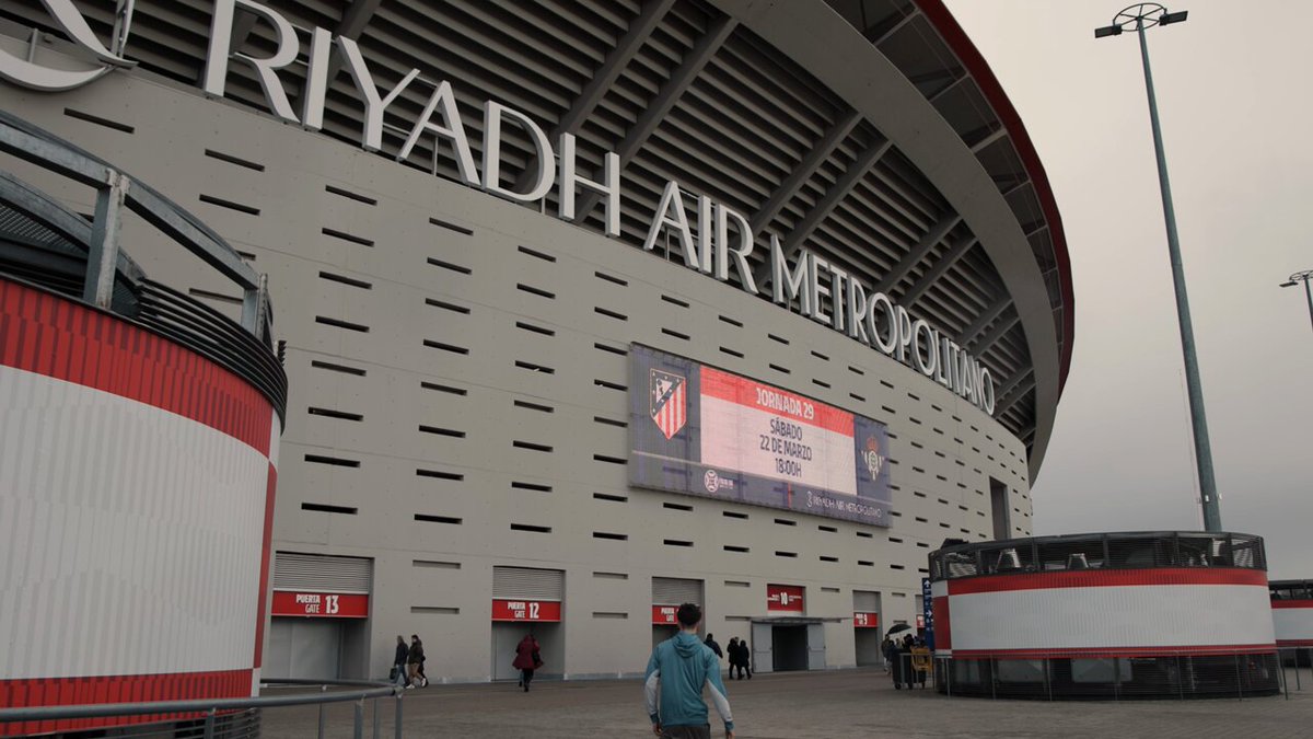 ¡Lo que vivimos ayer en el Riyadh Air Metropolitano fue todo un sueño! 😍 ¡𝐆𝐫𝐚𝐜𝐢𝐚𝐬, 𝐠𝐫𝐚𝐜𝐢𝐚𝐬 𝐲 𝐠𝐫𝐚𝐜𝐢𝐚𝐬, atléticos! ❤️🤍