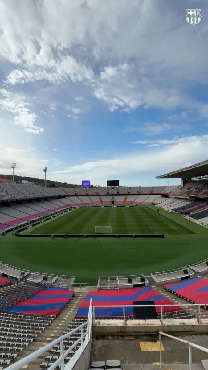 المنتجويك الاَن استعداداً لكلاسيكو الليغا النسائي بعد ساعتين 🏟️
