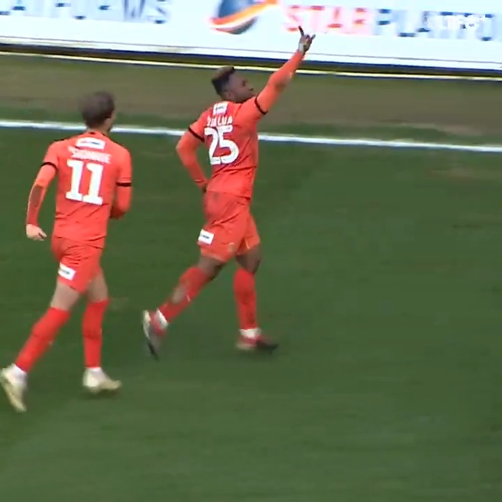 An un-four-gettable afternoon at Kenilworth Road #OTD in 2019! 🤸