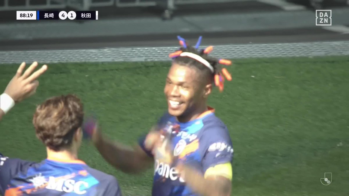 長崎のNo.10が大暴れ🔥 チームを牽引する #マテウスジェズス 大勝に導く圧巻のハットトリック⚽⚽⚽ 🏆明治安田J2リーグ第6節 🆚長崎×秋田 📱#DAZN 見逃し配信 #Jみようぜ #Jリーグ #長崎秋田