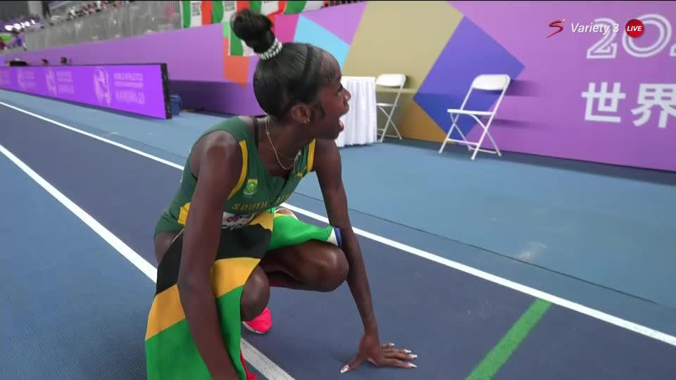 Prudence Sekgodiso timed this perfectly 👏🇿🇦 This is how she won South Africa's first Gold medal at the #WorldIndoorChamps 🥹❤️ #SSAthletics | #HereForHer