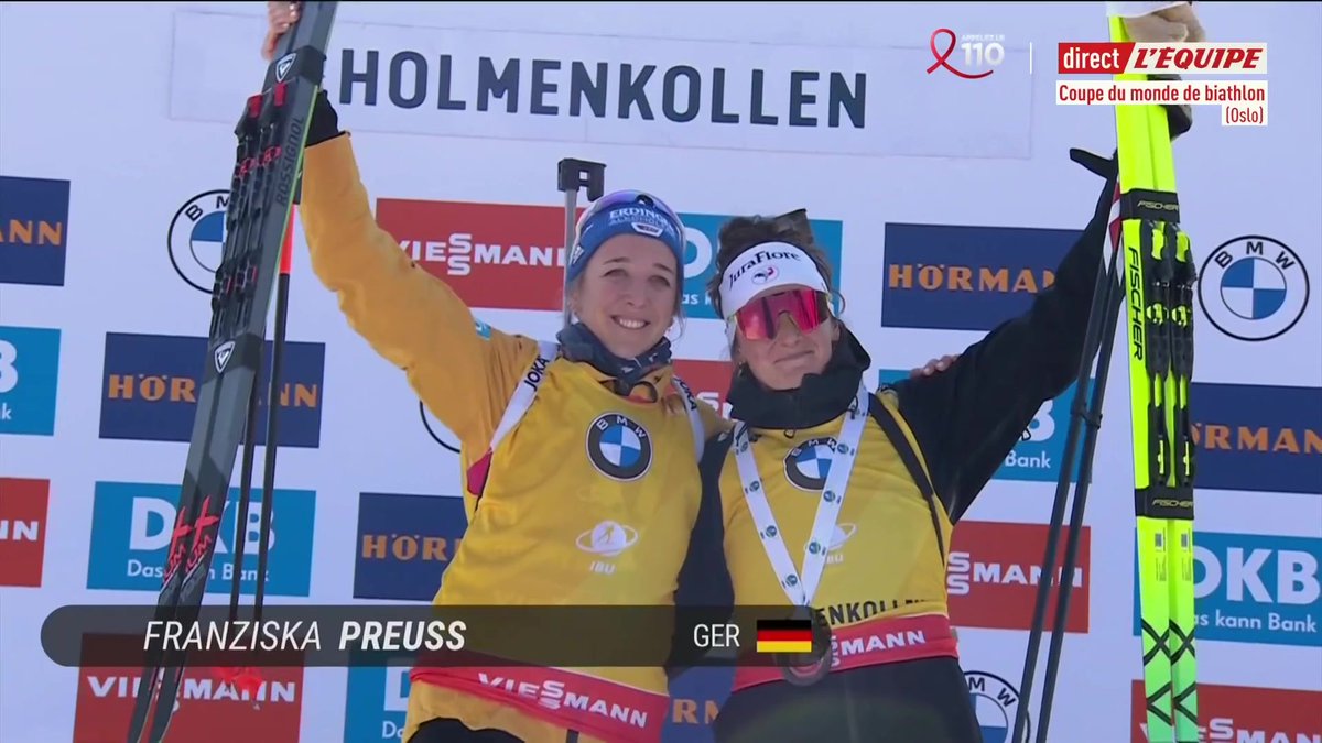 La belle image entre Franziska Preuss et Lou Jeanmonnot sur le podium.