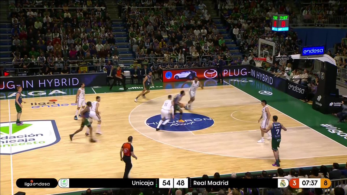 🤯🤯🤯🤯🤯🤯 ASDGHSVKBÑLGNKB NO TENGO PALABRAS QUÉ TREMENDA SALVAJADA DE JOSÉ MIGUEL PÉREZ BALBUENA Tyson Perez 🥵 📺 Movistar Plus+ | UnicajaCB #LigaEndesa | #ConectaConTuPasion