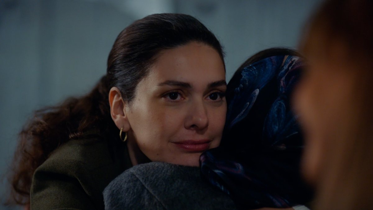 “Nuh deyip peygamber demeyen kardeşler…” #AnnemAnkara @kanald @bkmonline