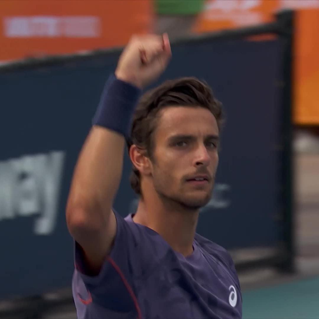 Muse you can use 🇮🇹 Lorenzo Musetti makes it back-to-back trips to the round of 16 at #MiamiOpen with a 4-6 6-2 6-3 win over Auger-Aliassime.