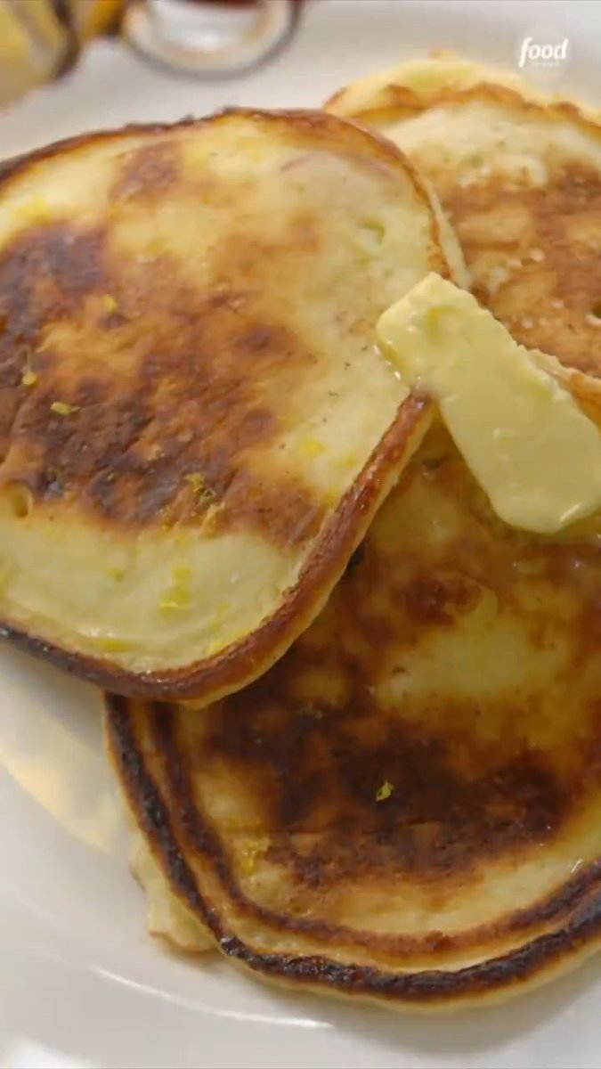 Spice up your pancake routine with lemon, ricotta and figs! There’s nothing better 🥞🥰 Actually HBO Max for more #BarefootContessa! #StreamOnMax Get Ina Garten's recipe: