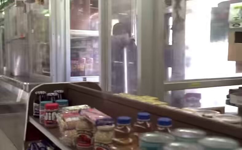 Season 5 Ep8: Clarifications Rewind to #TheWire 23rd anniversary “Need a pack of Newport. Soft pack.”
