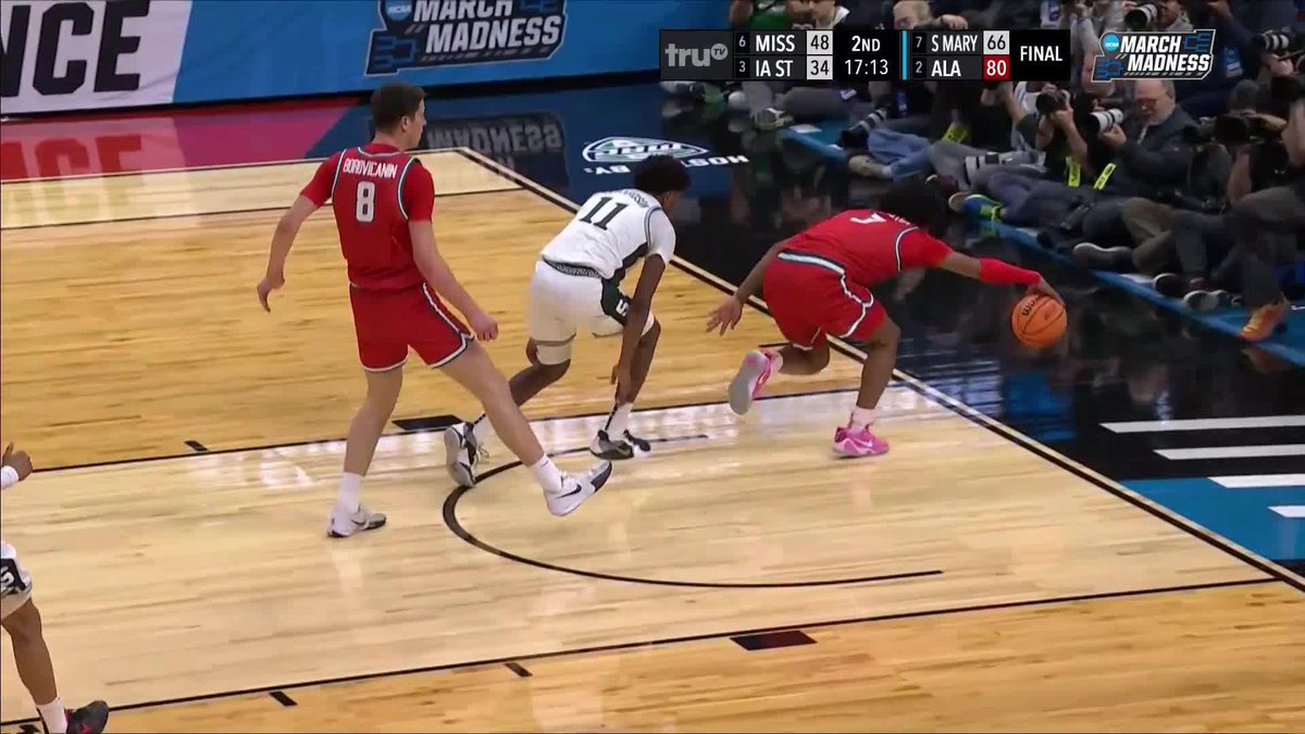 This is why you never give up on a play...what an effort from Tru Washington!