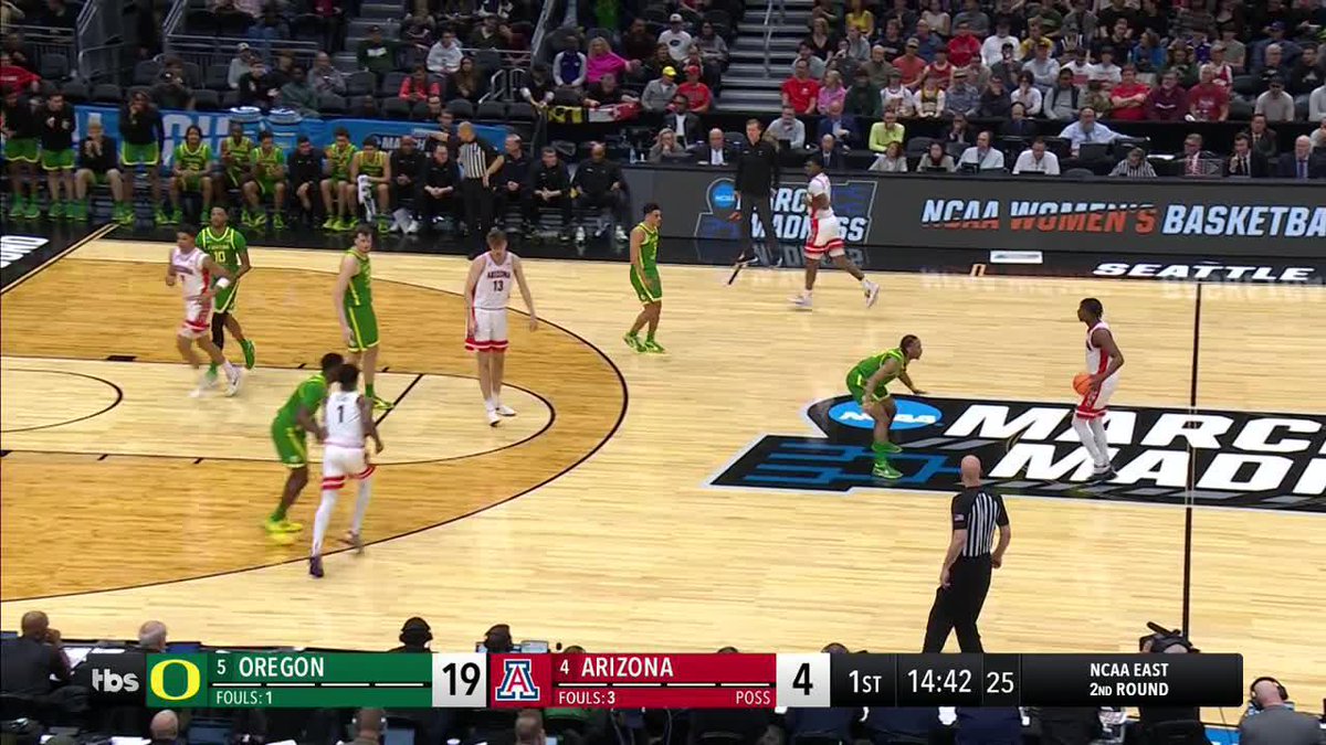 DUCKS FLYING EARLY 🦆 11-0 run for Oregon! #MarchMadness Oregon Men's Basketball