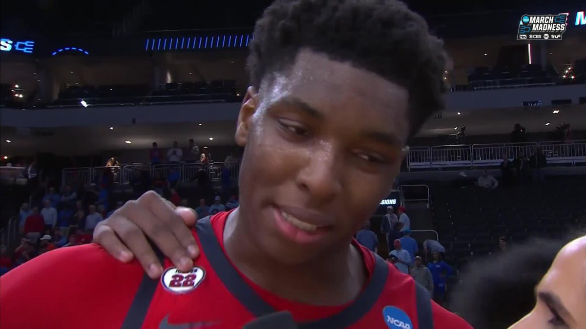 "He's a dawg [...] 1 of 1" 🗣️ Sean Pedulla on teammate Malik Dia, who once had doubts he would even play at the collegiate level 🫶