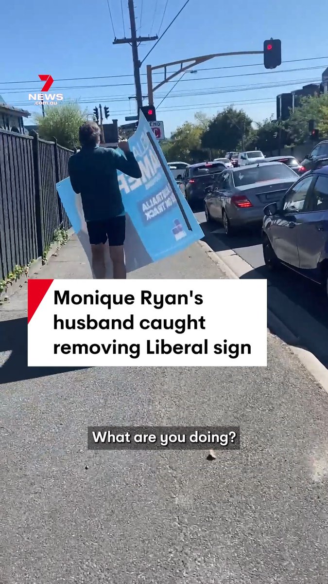 Teal independent Monique Ryan has apologised for her husband's actions after he was seen taking down a political sign for Liberal candidate Amelia Hamer. The previously safe Liberal seat was won by Ryan in 2022 with a margin of two point nine per cent. #auspol #teal #independants #independant #teals #kooyong #liberal #politics #election2025 #auselection #7NEWS