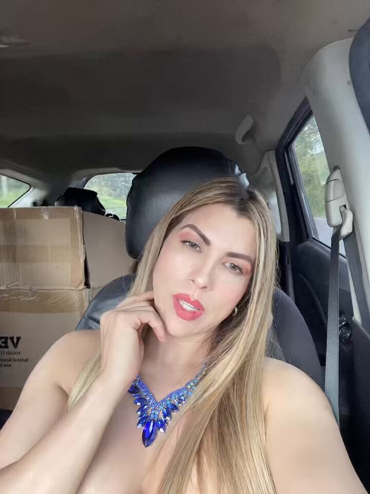 Gracias a Dios camino a casita 🥰🥰🥰 les envío apapachos 😘😘