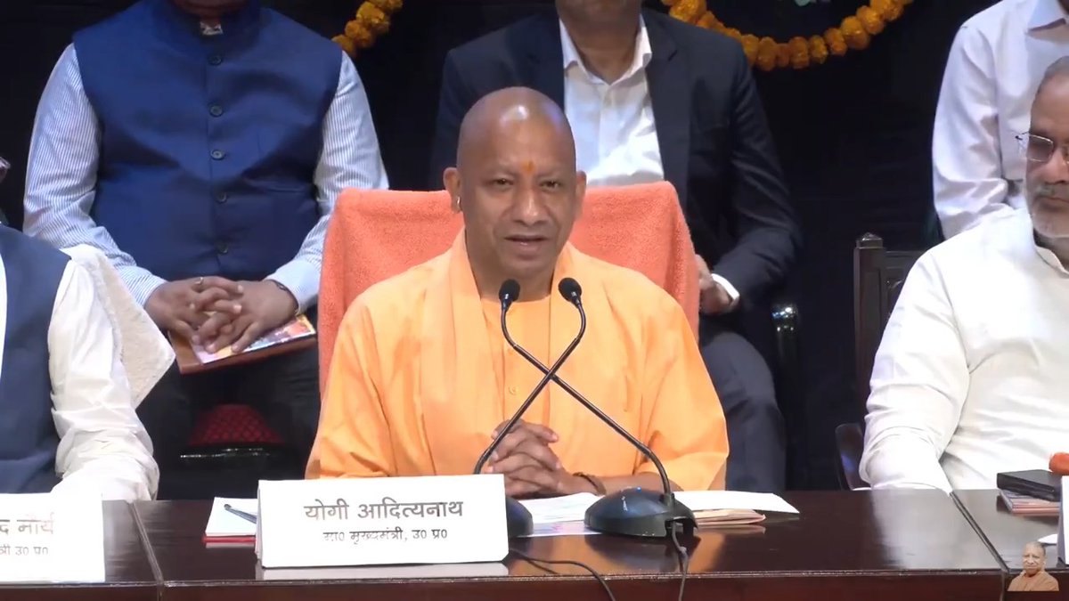 गंगा एक्सप्रेस-वे के बनते ही देश के अंदर एक्सप्रेस-वे में अकेले उत्तर प्रदेश की हिस्सेदारी 55% से अधिक होगी...