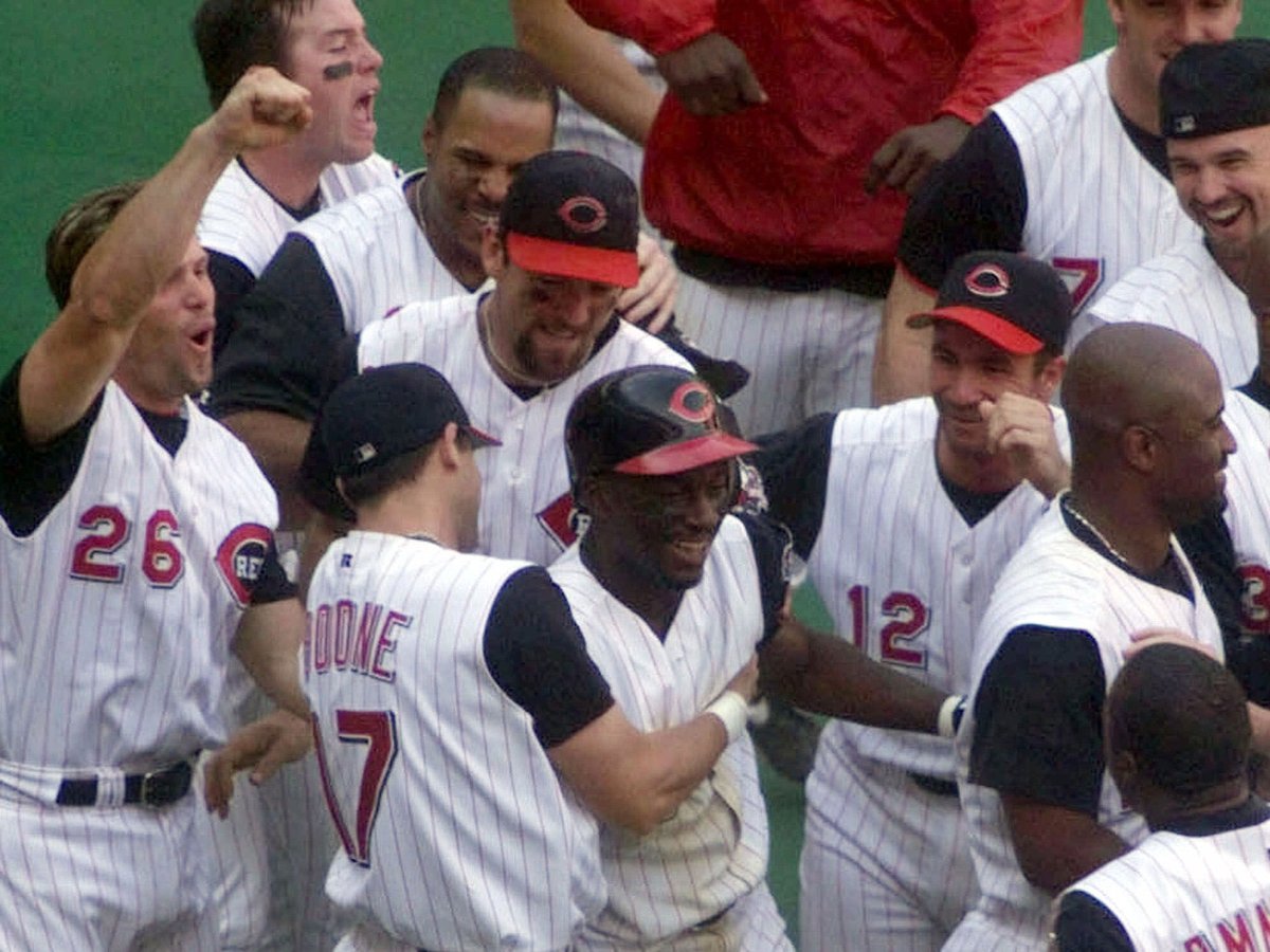 Pokey Reese days until Opening Day! #Reds This walk-off home run in late September 1999 remains a core childhood memory of mine.