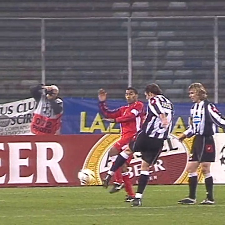 🇭🇷✨ Igor Tudor played for Juventus from 1998-2007... now he's managing them! 🖤🤍