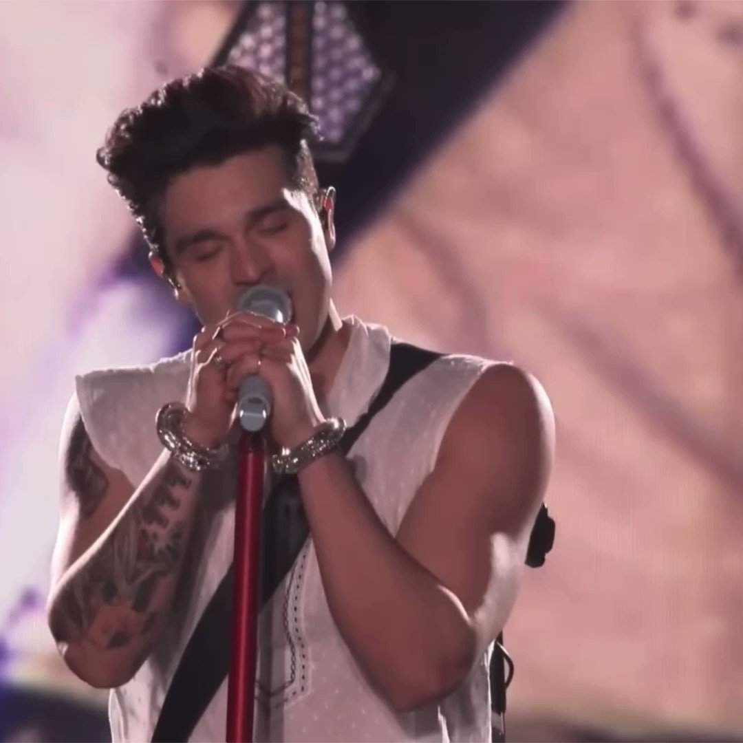 luan santana coloque ilha dnv no setlist por nós 🙏