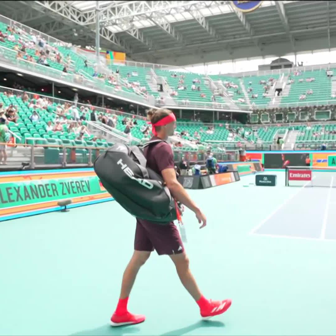 Top seed in the 🏡 Zverev and Thompson kick off today's action on the Stadium at #MiamiOpen Watch LIVE 👉