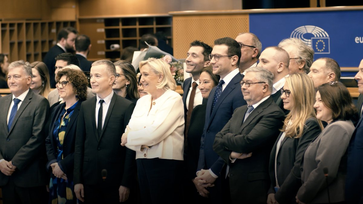 À chaque crise, l'Union européenne en profite pour s'attribuer des pouvoirs supplémentaires qui appartiennent aux États. À Paris comme à Bruxelles, nous avons un devoir, celui de continuer à mener ce combat pour la souveraineté de la nation et pour la liberté du peuple français.